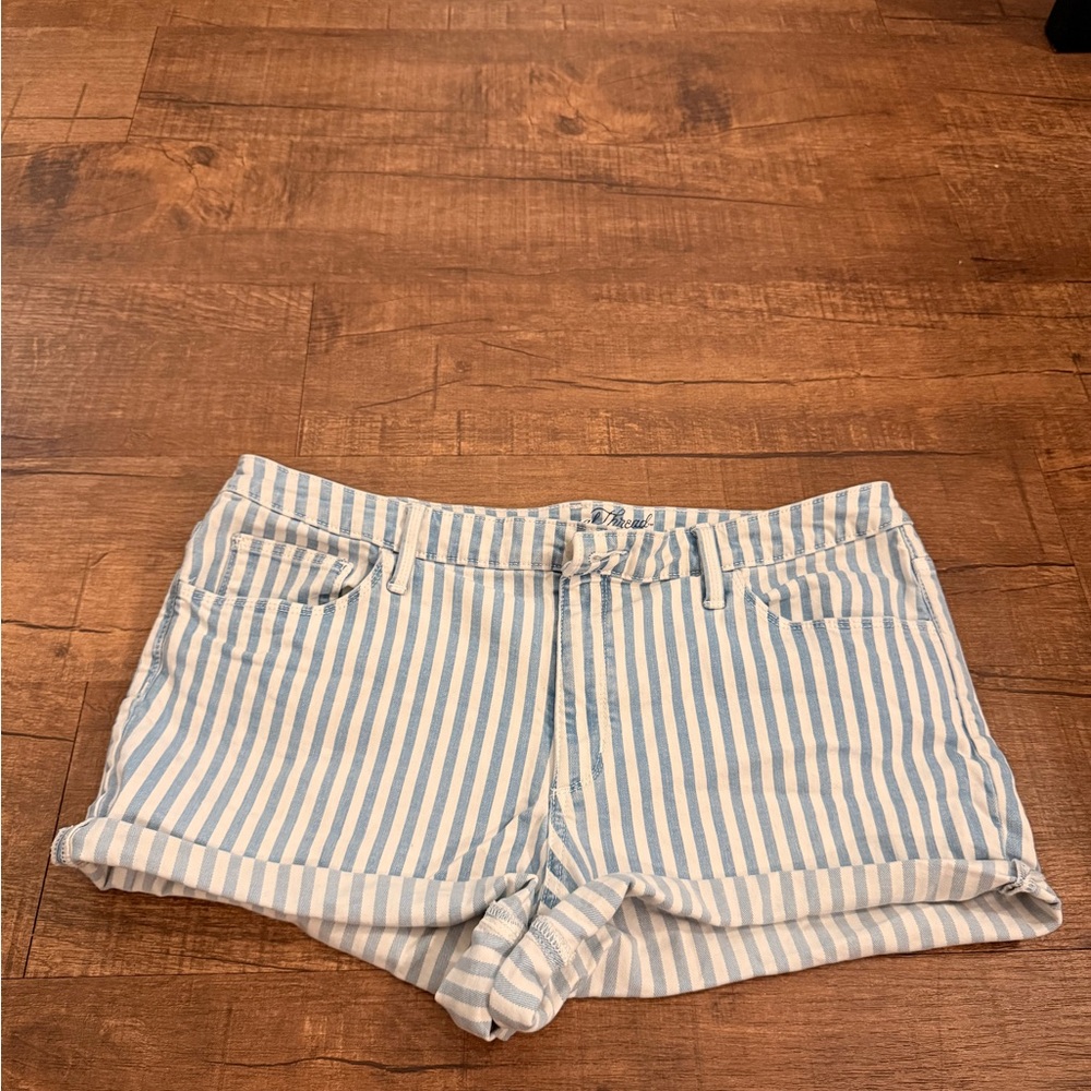 Universal Thread Light Blue & White Striped Cuffed Denim Shorts